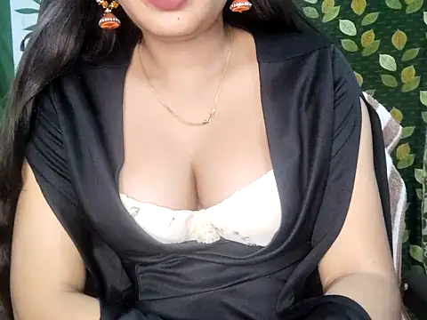 Aarvi Arora online show from October 2025 10:06:02 AM