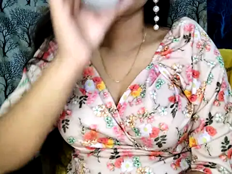 Aarvi Arora online show from January 2026 11:58:02 AM