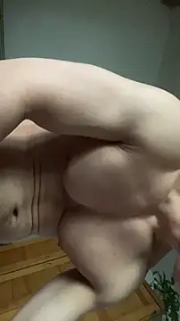 Snapshot of shuai321 chatting on January 2025 04:29:01 AM shuai321 online show from January 2025 04:29:01 AM