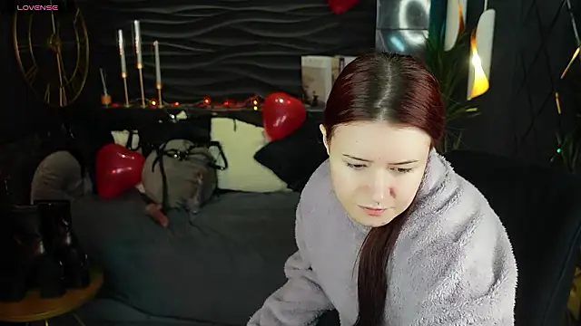 Snapshot of Lily_Moonlight chatting on February 2026 07:17:01 AM Lily Moonlight online show from February 2026 07:17:01 AM