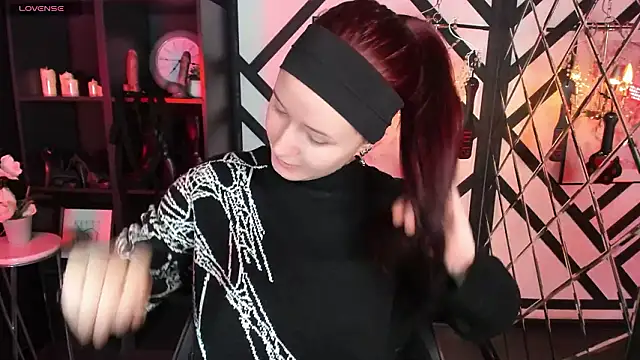 Snapshot of Lily_Moonlight chatting on February 2026 08:14:01 AM Lily Moonlight online show from February 2026 08:14:01 AM