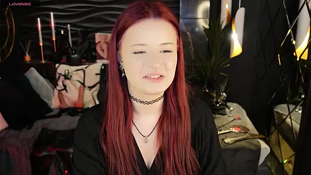 Snapshot of Lily_Moonlight chatting on May 2026 06:49:01 AM Lily Moonlight online show from May 2026 06:49:01 AM