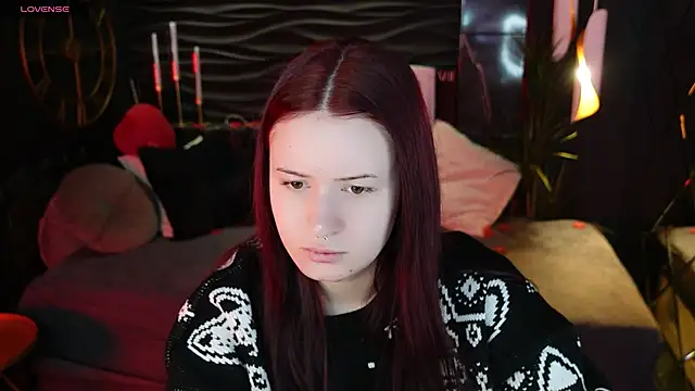 Snapshot of Lily_Moonlight chatting on February 2026 06:54:02 AM Lily Moonlight online show from February 2026 06:54:02 AM