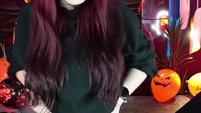 Snapshot of Lily_Moonlight chatting on October 2025 07:06:02 AM Lily Moonlight online show from October 2025 07:06:02 AM