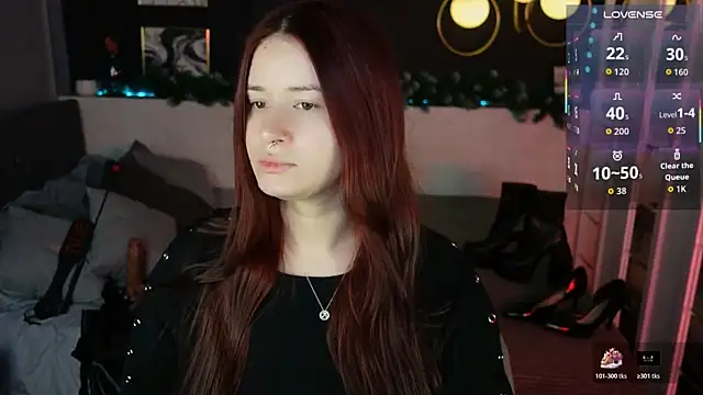 Snapshot of Lily_Moonlight chatting on January 2026 02:01:01 PM Lily Moonlight online show from January 2026 02:01:01 PM