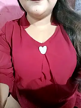 Snapshot of Beautyy38 chatting on September 2025 02:47:02 AM Beautyy38 online show from September 2025 02:47:02 AM