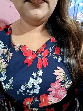 Snapshot of Beautyy38 chatting on October 2025 03:17:02 AM Beautyy38 online show from October 2025 03:17:02 AM