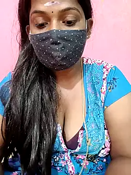 Snapshot of Renuma chatting on January 2025 04:01:01 AM Renuma online show from January 2025 04:01:01 AM