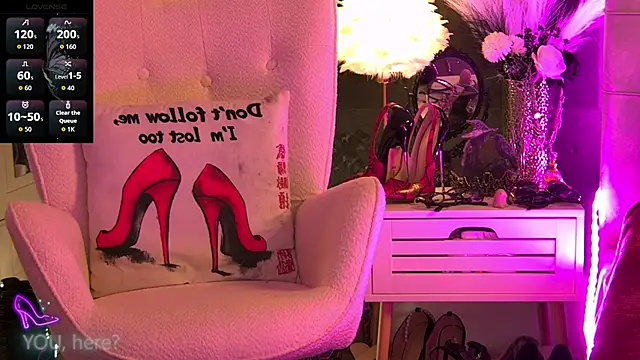 ZoeMesmerize online show from October 2025 06:54:01 AM