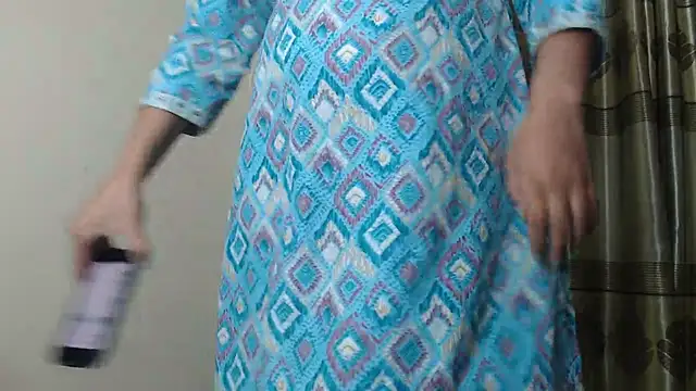 queen angelina online show from July 2026 12:48:02 PM