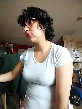 Snapshot of Im_Alma_ chatting on January 2025 12:22:01 PM Im Alma  online show from January 2025 12:22:01 PM