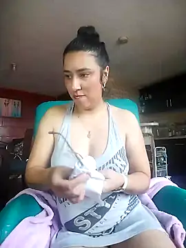 Im Alma  online show from April 2026 09:09:02 PM