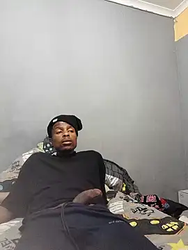 Snapshot of Amazea24 chatting on September 2025 08:37:01 PM Amazea24 online show from September 2025 08:37:01 PM