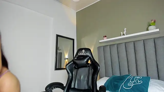 dalila30x online show from June 2026 07:25:01 PM