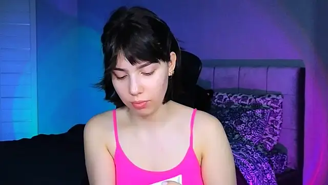 Stacy Gonzales  online show from February 2026 07:38:02 AM