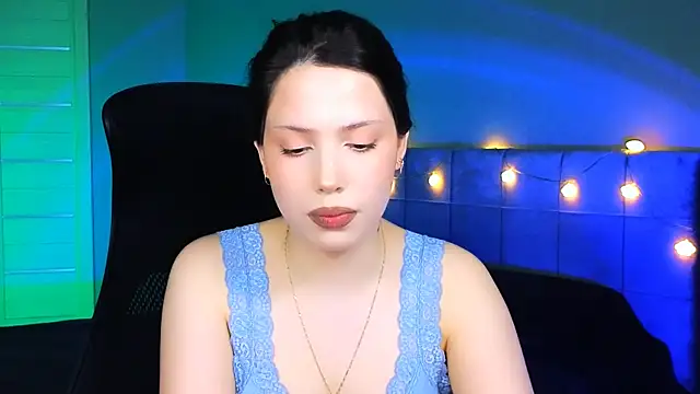 Snapshot of Stacy_Gonzales_ chatting on March 2025 08:34:01 AM Stacy Gonzales  online show from March 2025 08:34:01 AM