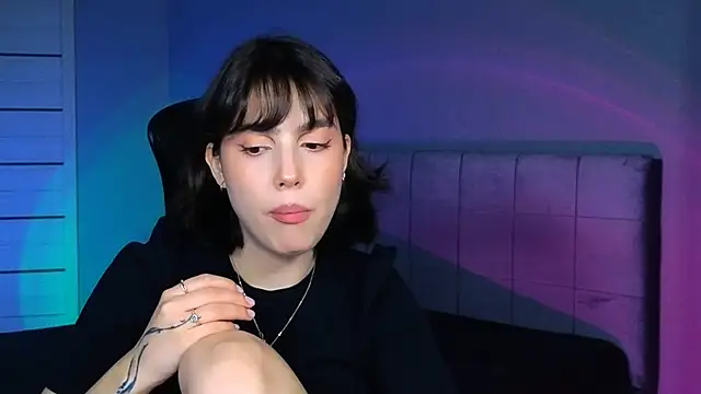 Stacy Gonzales  online show from December 2025 11:54:02 AM