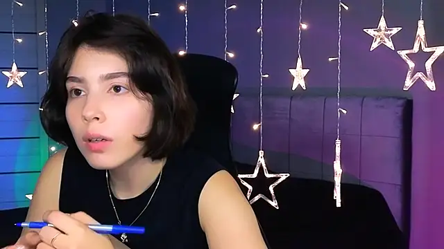 Snapshot of Stacy_Gonzales_ chatting on October 2025 12:26:01 PM Stacy Gonzales  online show from October 2025 12:26:01 PM