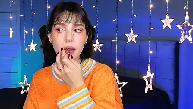 Stacy Gonzales  online show from October 2025 10:34:02 AM