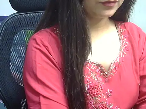 WildRuhi20 online show from February 2026 06:58:01 AM