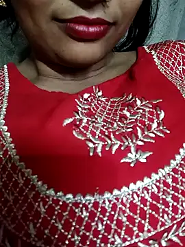 Snapshot of Wifesuman40 chatting on January 2025 05:33:01 PM Wifesuman40 online show from January 2025 05:33:01 PM