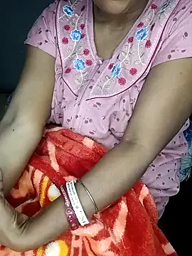 Snapshot of Wifesuman40 chatting on December 2024 04:52:01 PM Wifesuman40 online show from December 2024 04:52:01 PM