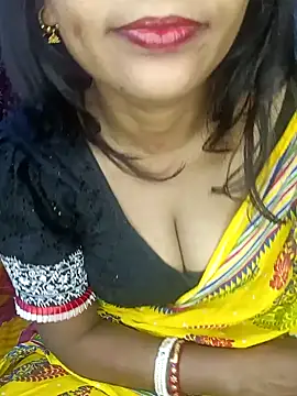 Snapshot of Wifesuman40 chatting on January 2025 07:20:02 AM Wifesuman40 online show from January 2025 07:20:02 AM