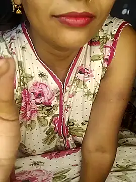 Snapshot of Wifesuman40 chatting on January 2025 08:52:01 AM Wifesuman40 online show from January 2025 08:52:01 AM