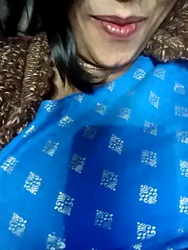 Snapshot of Wifesuman40 chatting on December 2024 07:03:02 PM Wifesuman40 online show from December 2024 07:03:02 PM