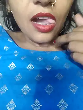 Snapshot of Wifesuman40 chatting on December 2024 04:31:02 AM Wifesuman40 online show from December 2024 04:31:02 AM