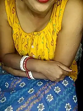 Snapshot of Wifesuman40 chatting on January 2025 06:45:02 PM Wifesuman40 online show from January 2025 06:45:02 PM