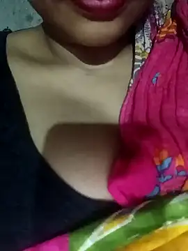 Snapshot of Wifesuman40 chatting on January 2025 05:16:01 PM Wifesuman40 online show from January 2025 05:16:01 PM