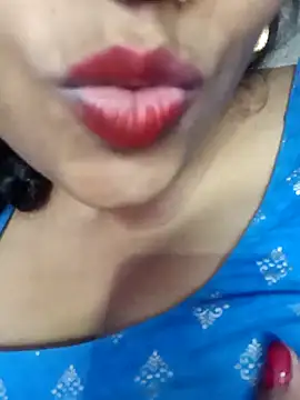 Snapshot of Wifesuman40 chatting on December 2024 08:20:01 AM Wifesuman40 online show from December 2024 08:20:01 AM