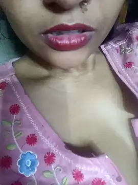 Snapshot of Wifesuman40 chatting on December 2024 12:46:02 AM Wifesuman40 online show from December 2024 12:46:02 AM