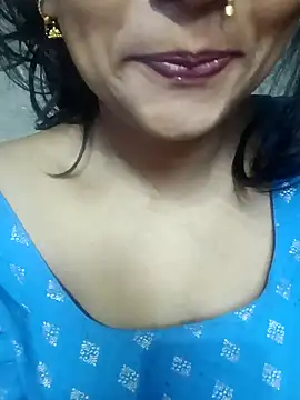 Snapshot of Wifesuman40 chatting on January 2025 01:39:02 AM Wifesuman40 online show from January 2025 01:39:02 AM