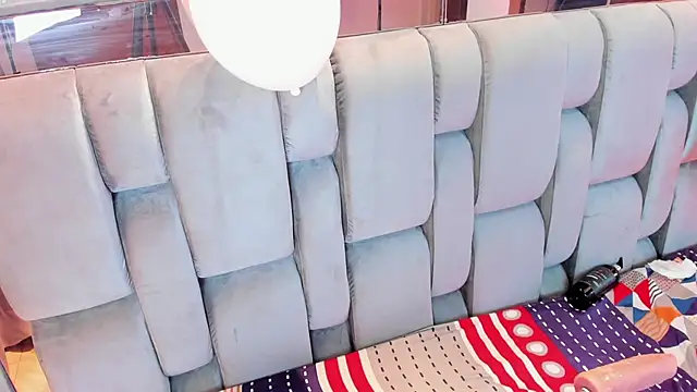 Snapshot of RoseTaylor__ chatting on February 2026 08:57:02 AM RoseTaylor online show from February 2026 08:57:02 AM