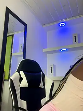 zendaya wilson online show from December 2025 03:40:02 AM