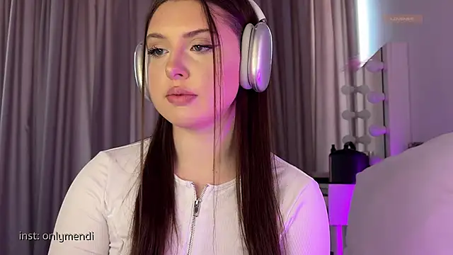 MENNDI online show from January 2025 11:41:01 AM
