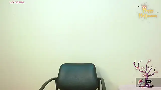 JessicaRabbit04 online show from October 2025 04:11:02 AM