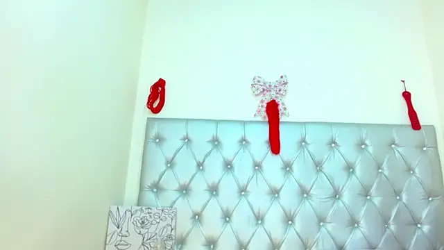 JessicaRabbit04 online show from November 2025 03:28:02 AM