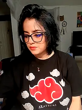 Snapshot of Lin-cute chatting on March 2025 03:48:01 AM Lin-cute online show from March 2025 03:48:01 AM