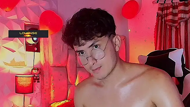 santyago taylor online show from March 2025 10:21:02 PM