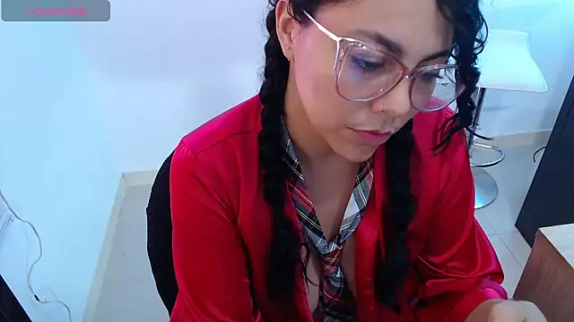 Snapshot of Mailywindsor chatting on January 2025 02:50:02 PM Mailywindsor online show from January 2025 02:50:02 PM