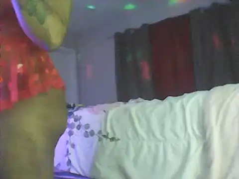 Snapshot of YourFaceMyThrone27 chatting on March 2025 02:37:02 AM YourFaceMyThrone27 online show from March 2025 02:37:02 AM