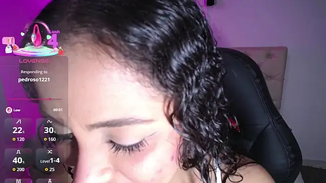 cristal horny19 online show from November 2025 03:11:01 AM