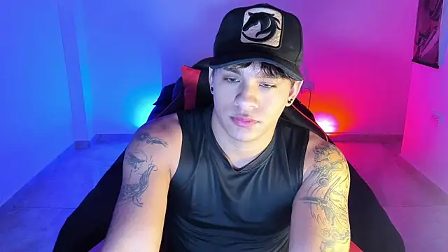 Snapshot of LuciferM_Star chatting on December 2025 02:34:02 AM LuciferM Star online show from December 2025 02:34:02 AM