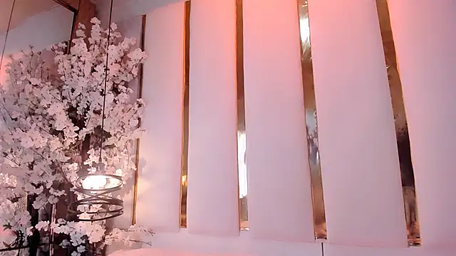 julietajackson 1 online show from February 2026 09:45:01 PM