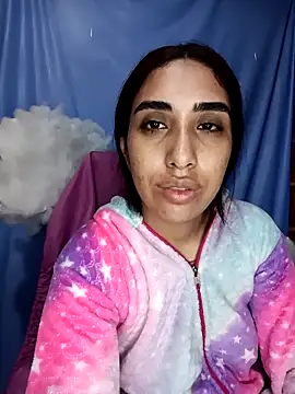 ifeelverywet andhot online show from December 2025 06:45:01 AM