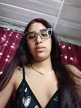 Snapshot of ifeelverywet_andhot chatting on July 2026 04:46:01 PM ifeelverywet andhot online show from July 2026 04:46:01 PM