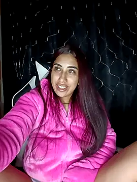 ifeelverywet andhot online show from October 2025 05:17:01 AM